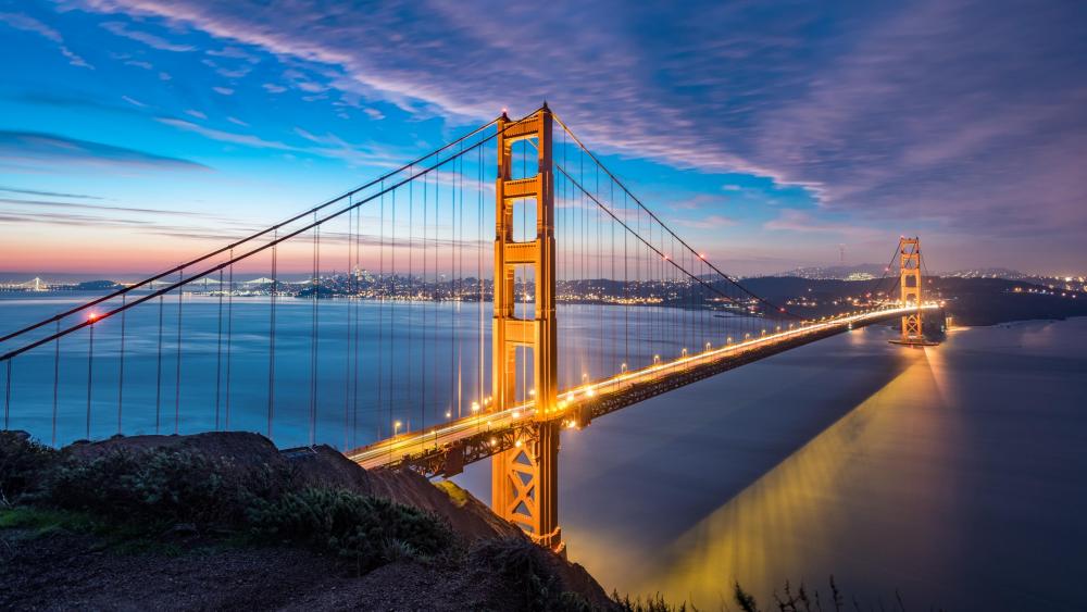 Golden Gate Bridge at dawn wallpaper