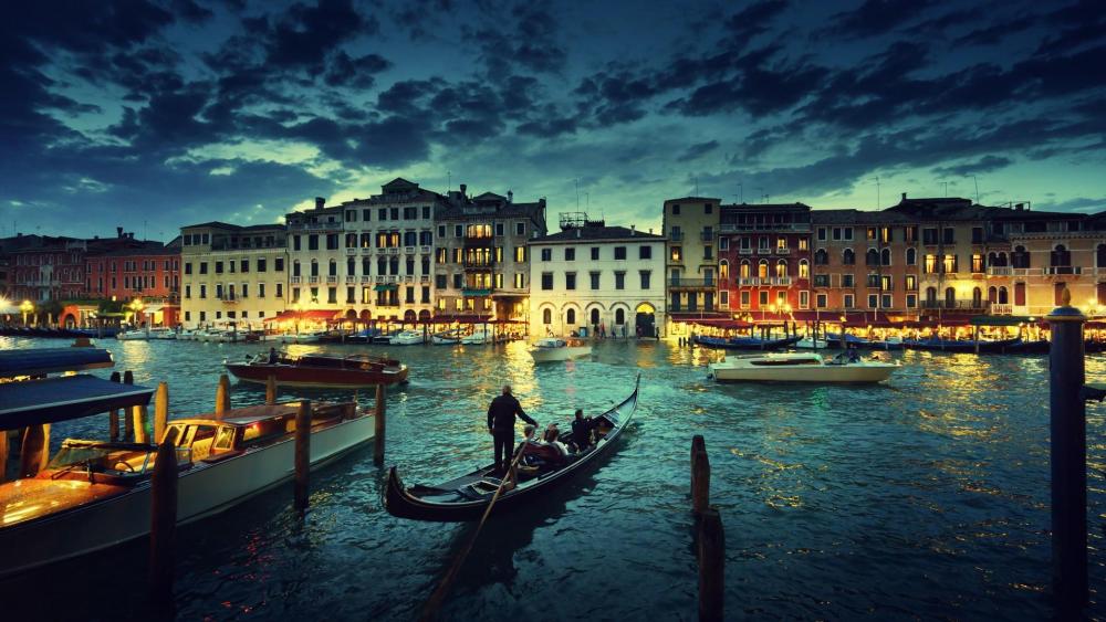 Grand Canal at dusk wallpaper