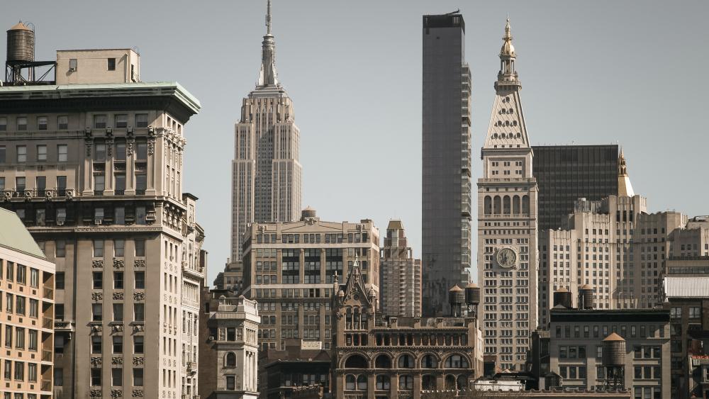 Manhattan skyline from Union Square Park wallpaper