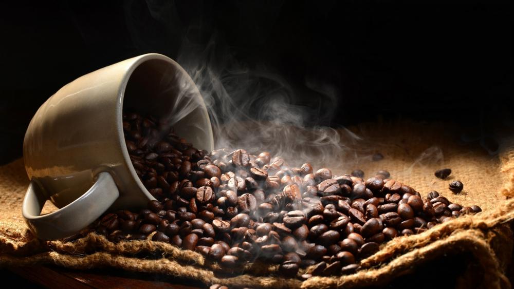 Fresh roasted coffee beans wallpaper