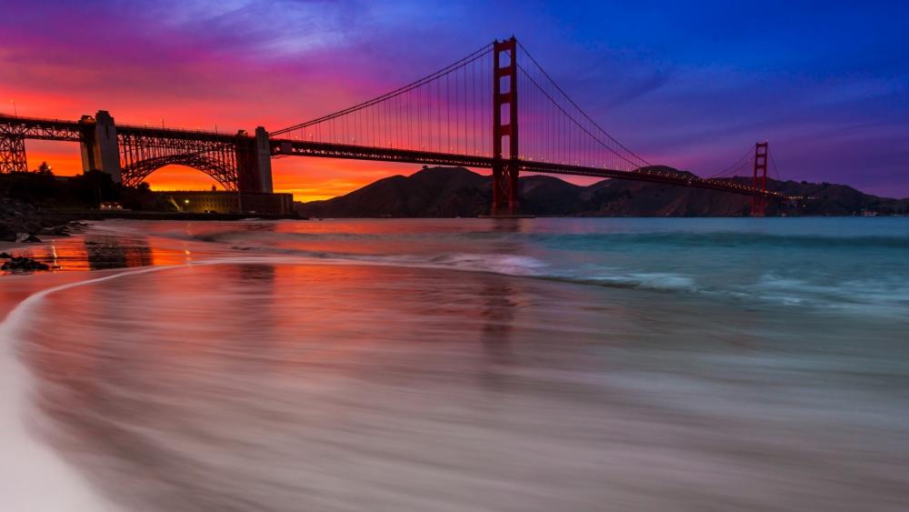 The San Francisco Bay and the Golden Gate Bridge wallpaper