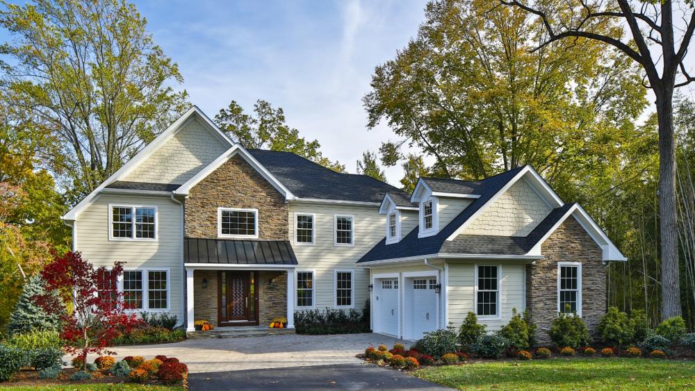 Charming Suburban Retreat amidst Nature's Serenity wallpaper