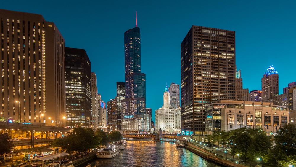 Chicago Riverwalk at night wallpaper