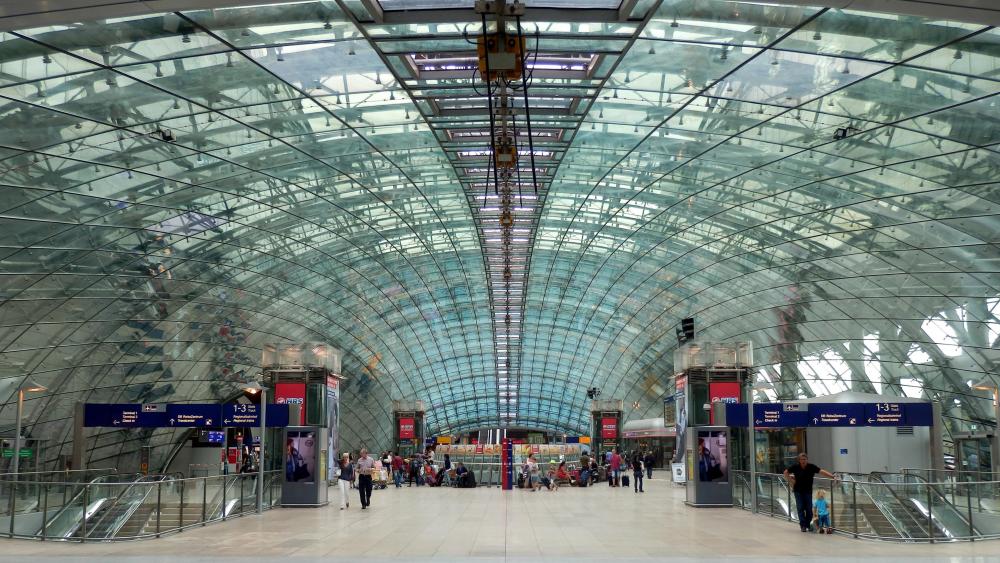 Frankfurt Airport wallpaper