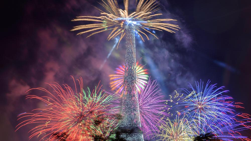 Eiffel Tower with Fireworks wallpaper