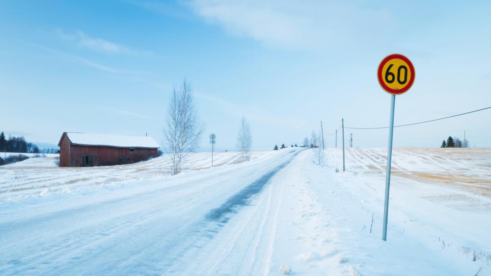 Snowy road wallpaper