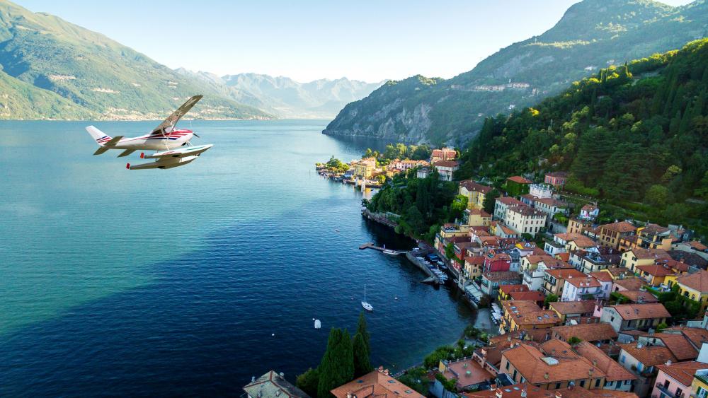 Varenna and Lake Como aerial view wallpaper