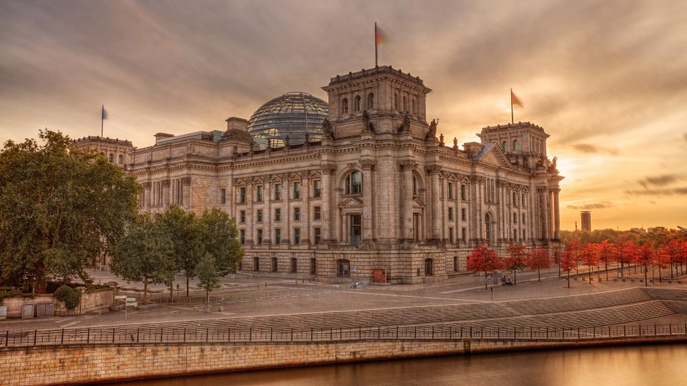 Reichstag Building wallpaper