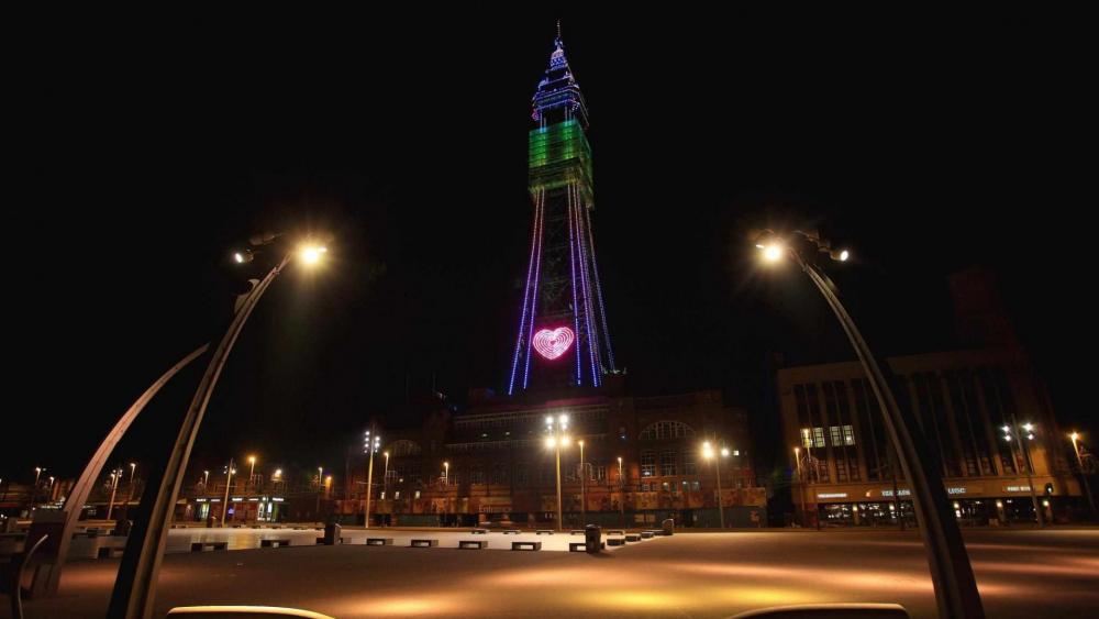 Blackpool Tower By night wallpaper