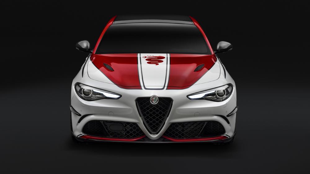 Alfa Romeo Giulia wallpaper