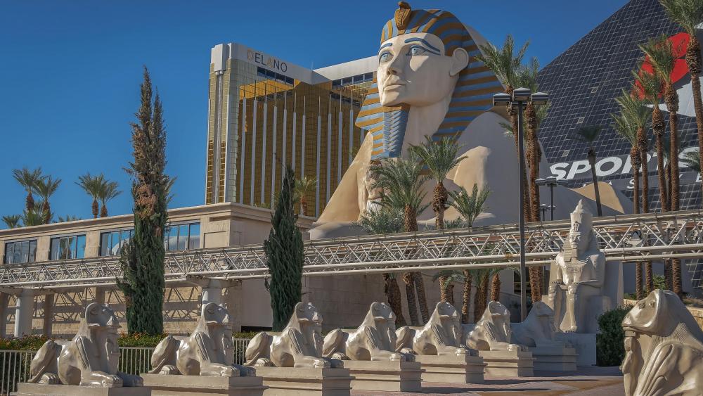 Luxor Las Vegas Hotel & Casino wallpaper