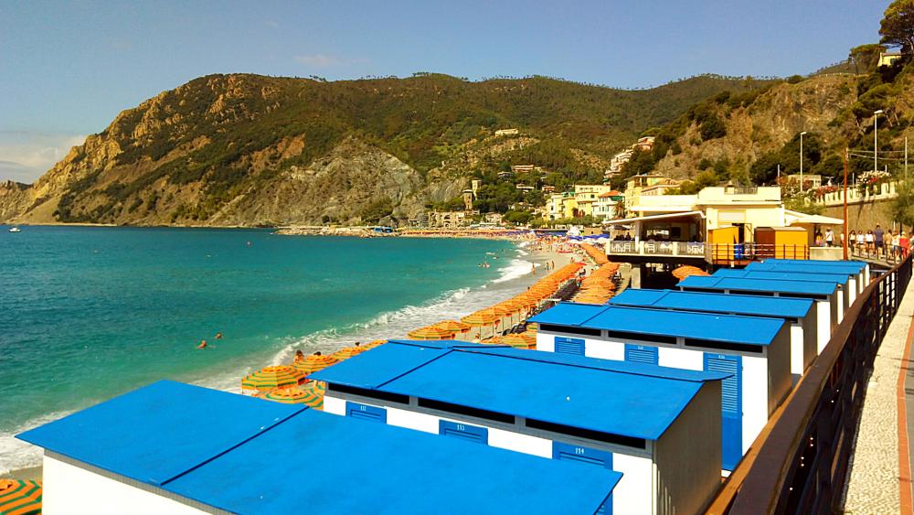 Monterosso wallpaper