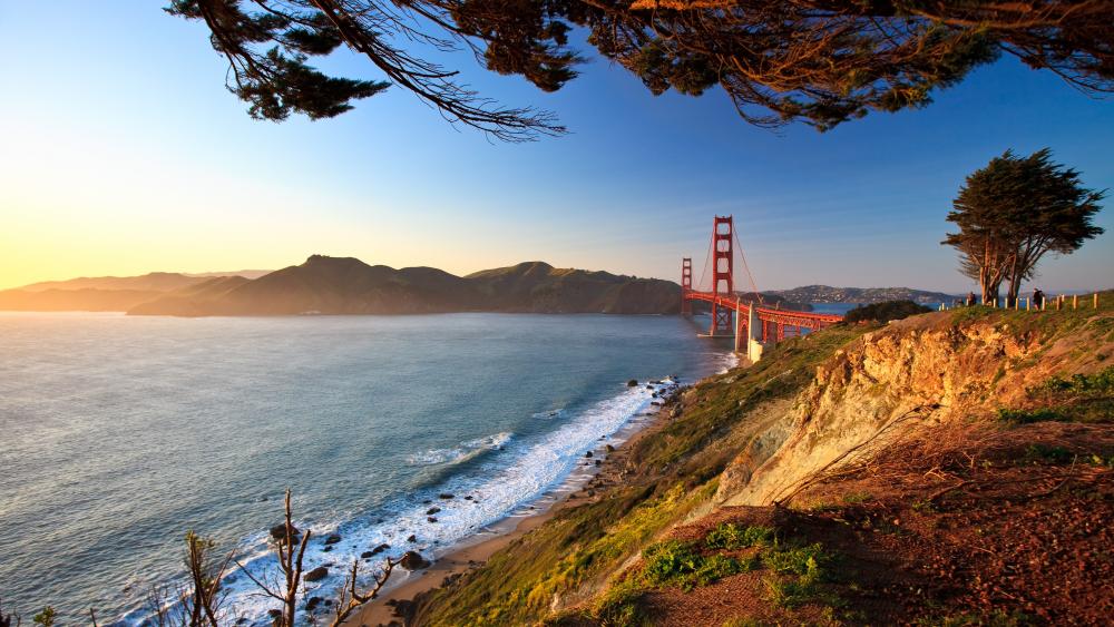 Golden Gate during afternoon wallpaper