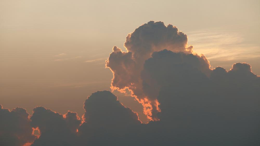 Clouds in Sunset wallpaper