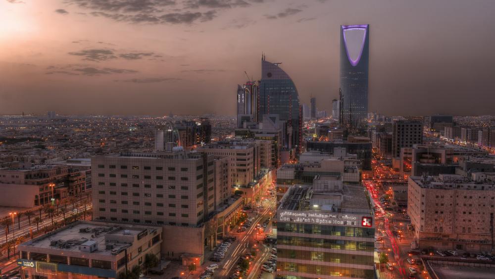 Stunning Cityscape of Riyadh at Dusk wallpaper