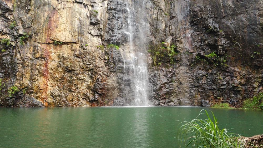 Waterfalls wallpaper