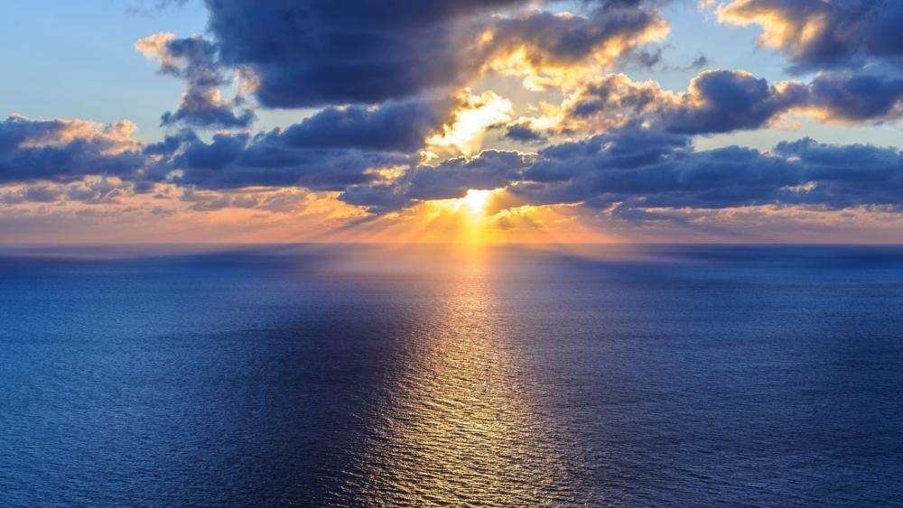 Golden Ocean Sunset Rays wallpaper