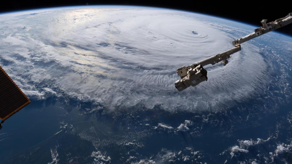 Hurricane Florence from ISS wallpaper