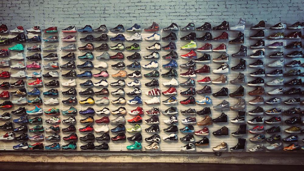 球鞋世界 wallpaper