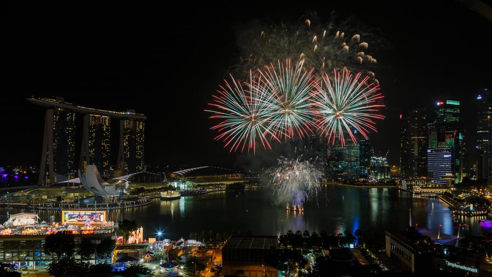 Firework Display at Marina Bay for the Chinese New Year wallpaper