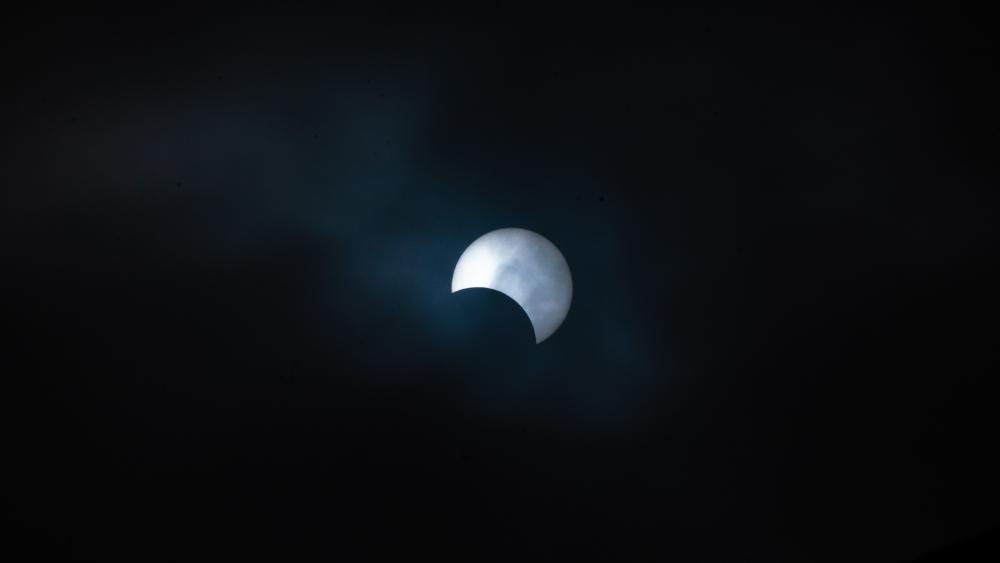 Solar eclipse of December 26, 2019 wallpaper