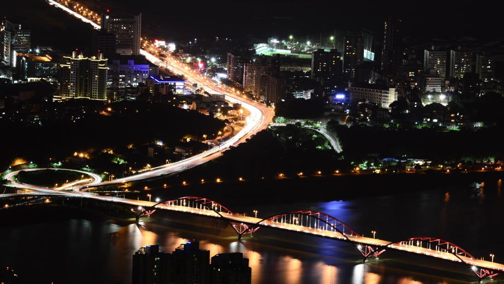 Night View of Taipei and Guandu Bridge wallpaper
