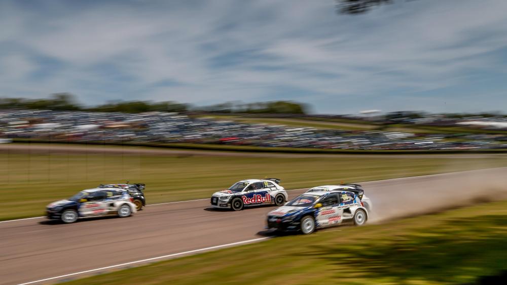 Round 04 of the 2015 World RX of Great Britain at Lydden Hill Race Circuit wallpaper