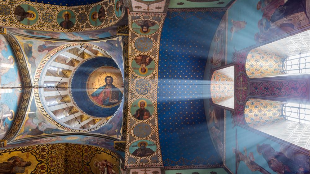 Ceiling Art of the Tbilisi Sioni Cathedral wallpaper