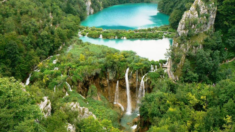 Plitvice Lakes National Park from above wallpaper