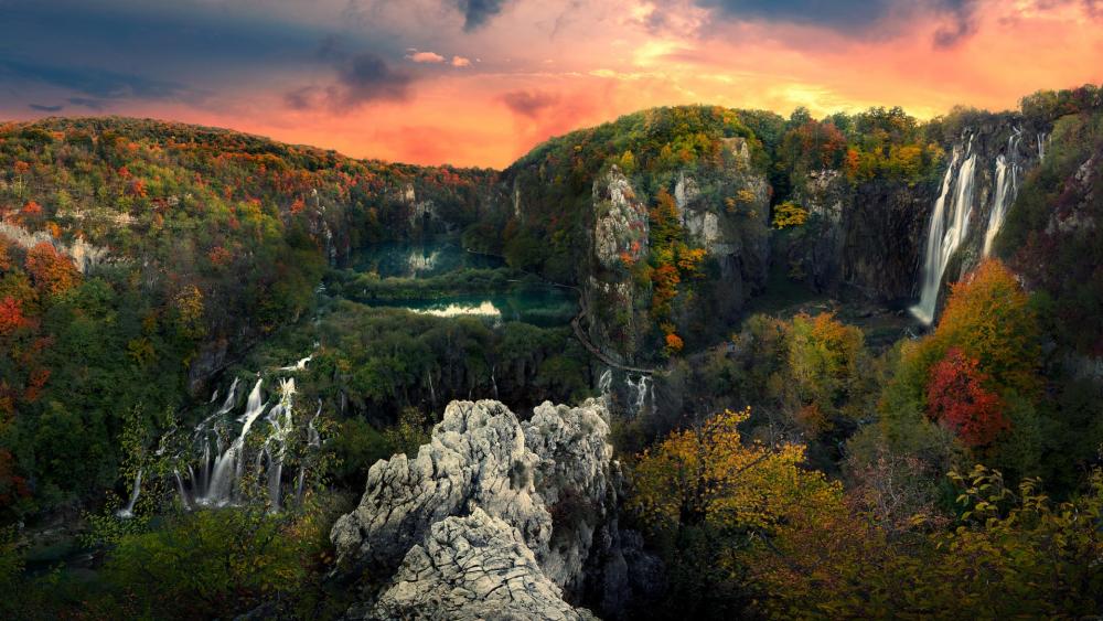 Plitvice Lakes National Park wallpaper