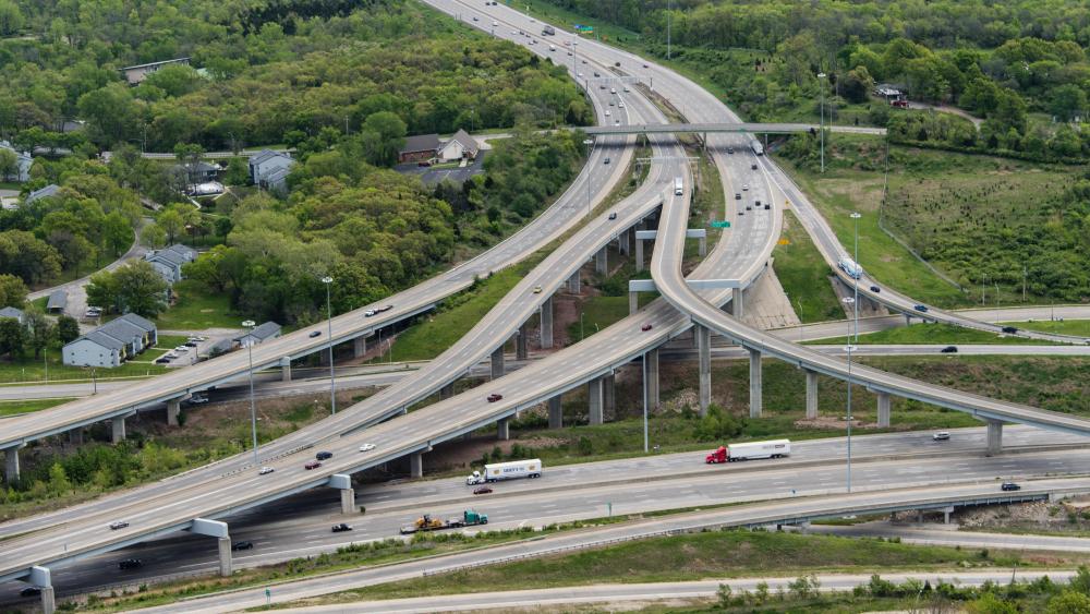 Interstate 470 at the 3-Trails Crossing Interchange wallpaper