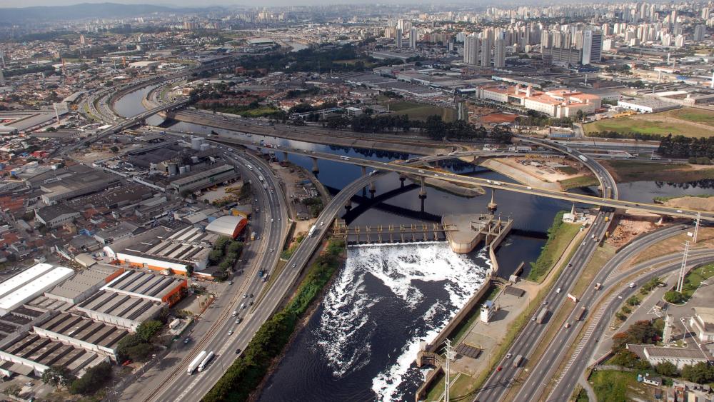 River Crossings in São Paulo wallpaper