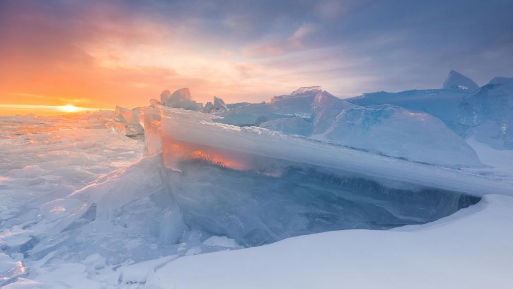 Majestic Ice Formations at Dusk wallpaper