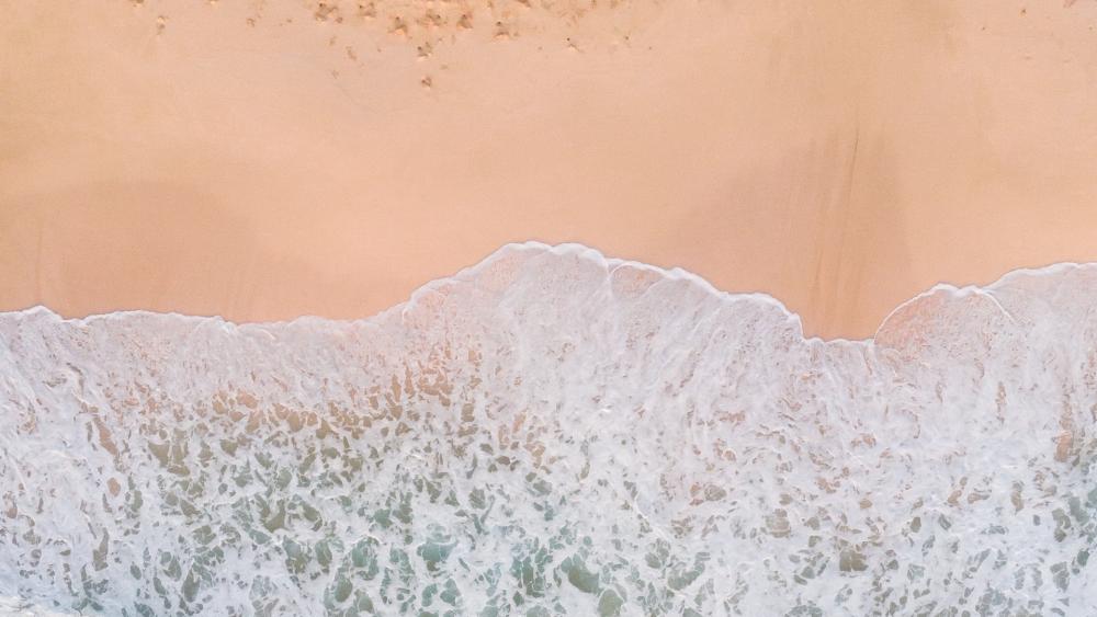 Serene Beach Waves and Soft Sands wallpaper