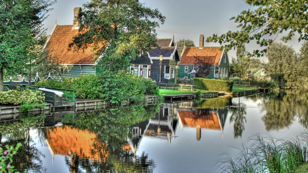 Scenic Reflections of Charming Cottage Landscape wallpaper