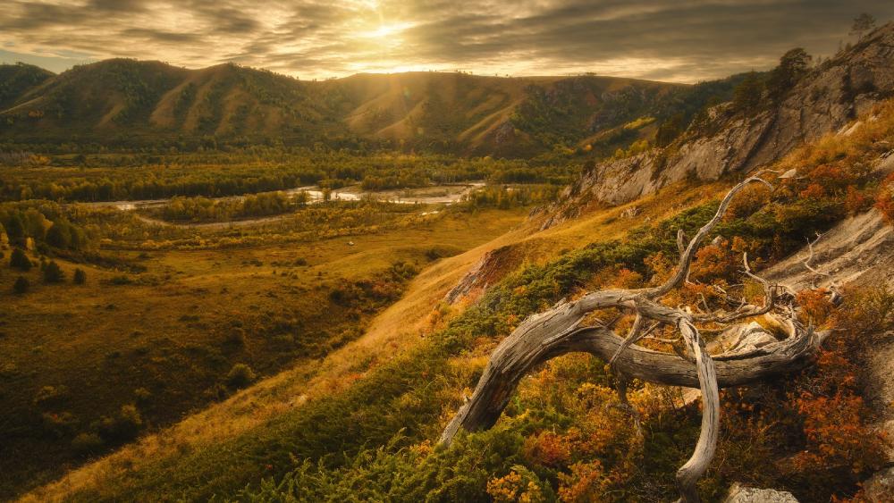 Serene Mountain Landscape at Sunset wallpaper