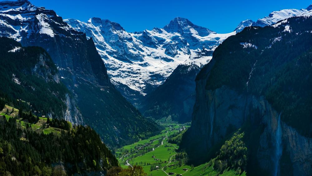 Majestic Swiss Mountain Landscape wallpaper