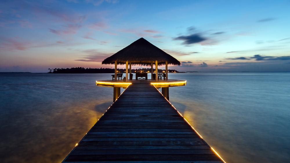 Serene Twilight at the Dock by the Sea wallpaper