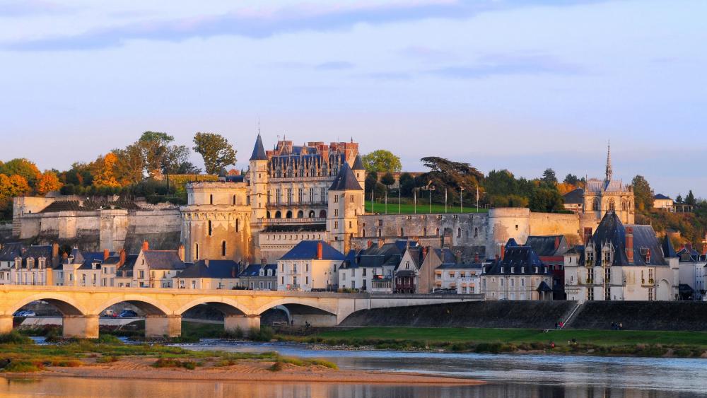 The Royal Chateau of Amboise wallpaper