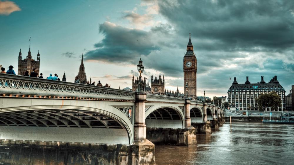 The Westminster Bridge and the Big Ben wallpaper