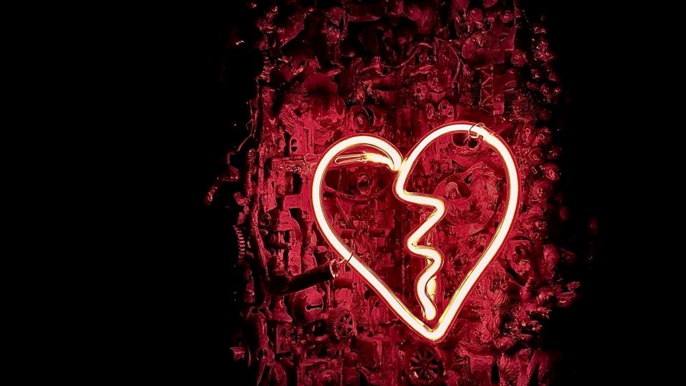 Glowing Heart in the Dark wallpaper