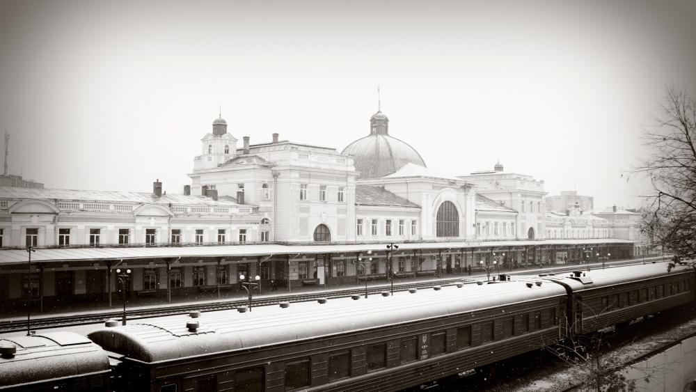 Ivano-Frankivsk Train station wallpaper