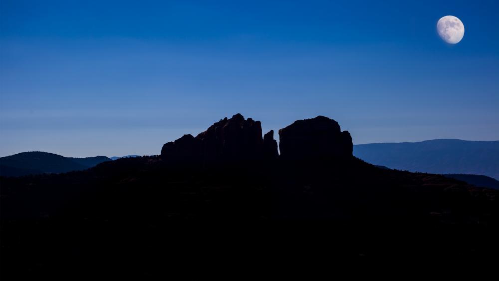 Cathedral Rock silhouette in the moonlight wallpaper