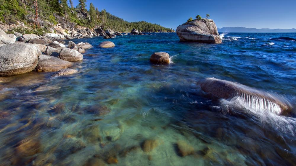 Tranquil Waters of Nature's Beauty wallpaper