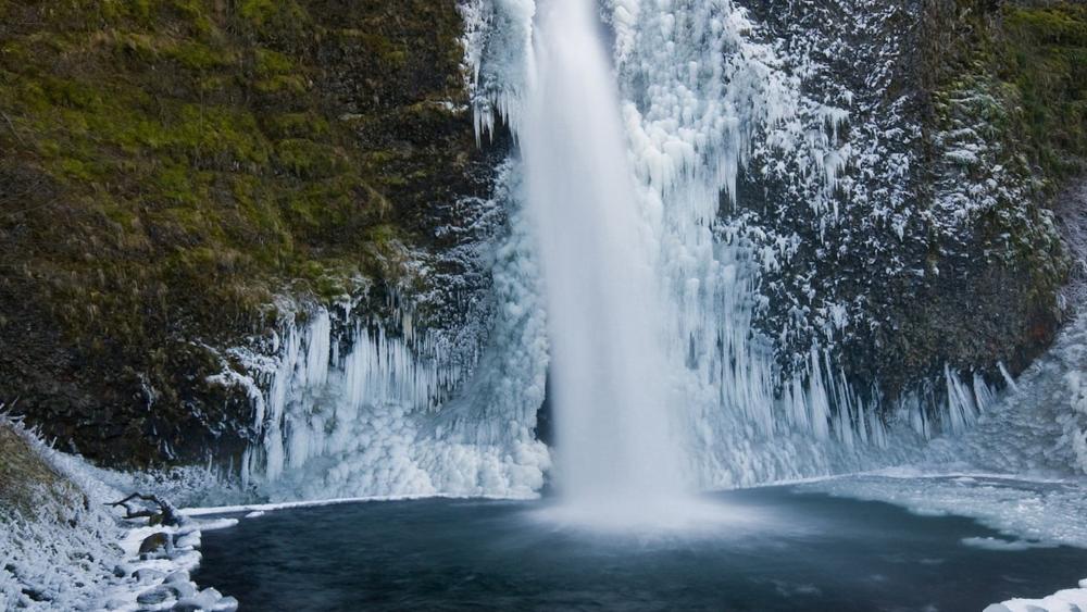 Frozen waterfall wallpaper