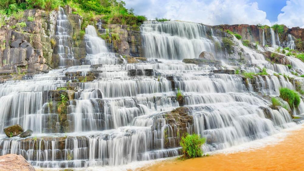 Pongour Waterfall wallpaper