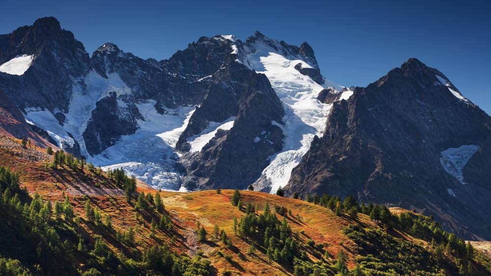 Majestic Mountain Peaks with Vibrant Autumn Landscape wallpaper