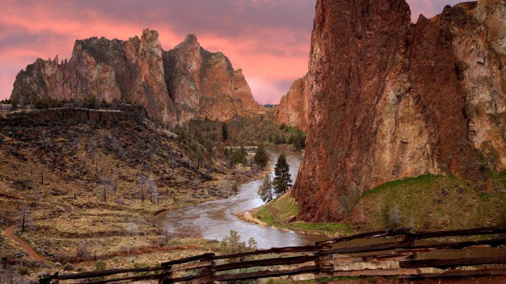 Smith Rock State Park wallpaper