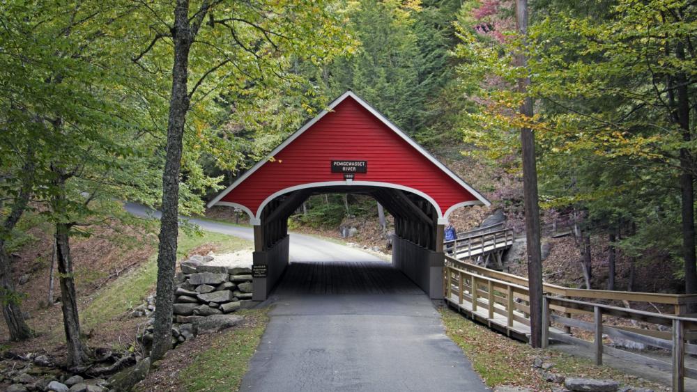 Flume Gorge Covered Bridge wallpaper