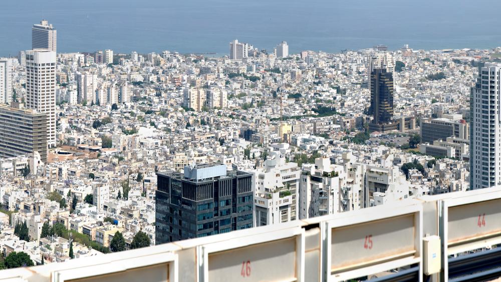 View of Tel Aviv from the Azrieli Center wallpaper